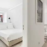 Апартаменти Hello Rossio